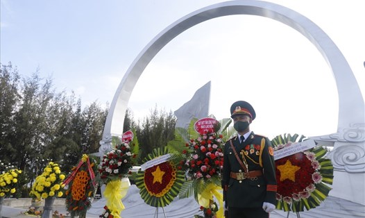 Khu tưởng niệm Chiến sĩ Gạc Ma tưởng nhớ 64 chiến sĩ Hải quân nhân dân 
Việt Nam hy sinh trong sự kiện Gạc Ma ngày 14.3.1988. Ảnh: H.L