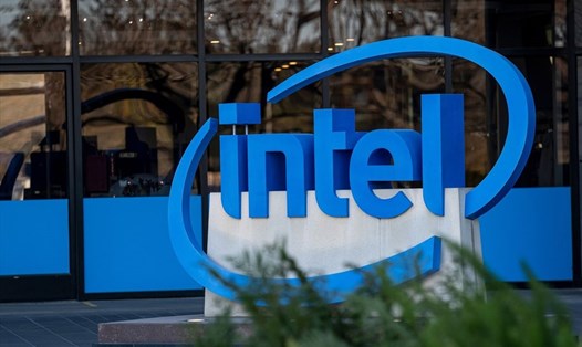 Gã khổng lồ sản xuất chip Intel. Ảnh chụp màn hình