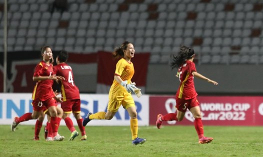 U18 nữ Việt Nam vươn lên dẫn đầu bảng A giải vô địch U18 nữ Đông Nam Á 2022. Ảnh: AFF