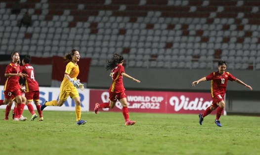 U18 nữ Việt Nam có chiến thắng may mắn sau khi bị U18 nữ Indonesia dẫn trước. Ảnh: AFF