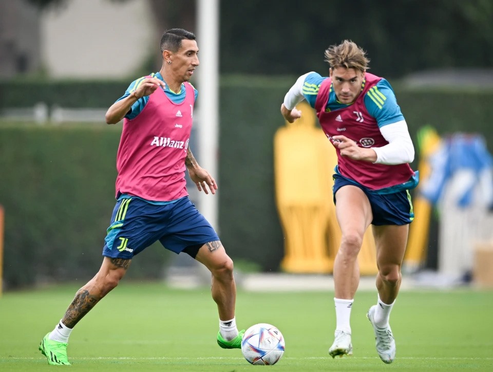 Juventus hứa hẹn bùng nổ với cặp đôi Di Maria và Vlahovic
