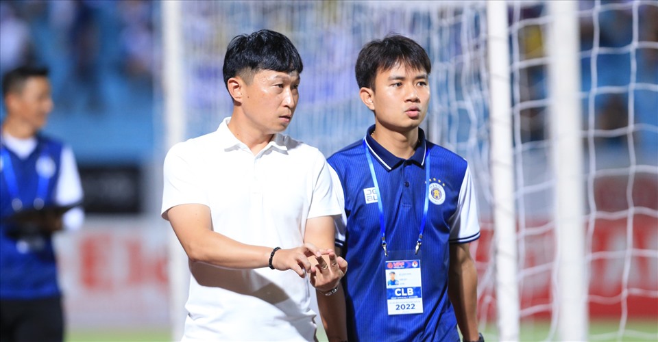 HLV Hà Nội FC nhiễm COVID-19, lỡ trận đấu gặp Sông Lam Nghệ An