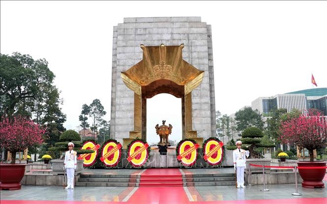 Đài tưởng niệm các Anh hùng Liệt sĩ Bắc Sơn tạm ngừng tổ chức lễ viếng