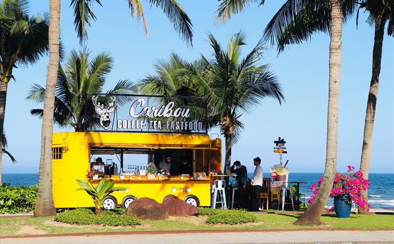 Mặc dù ngành du lịch TP.Đà Nẵng đang có những phục hồi mạnh mẽ, tuy nhiên các doanh nghiệp du lịch vẫn phải đối mặt với nhiều nỗi lo về nguồn lực và tiếp cận công nghệ số. Ảnh: Nguyễn Linh