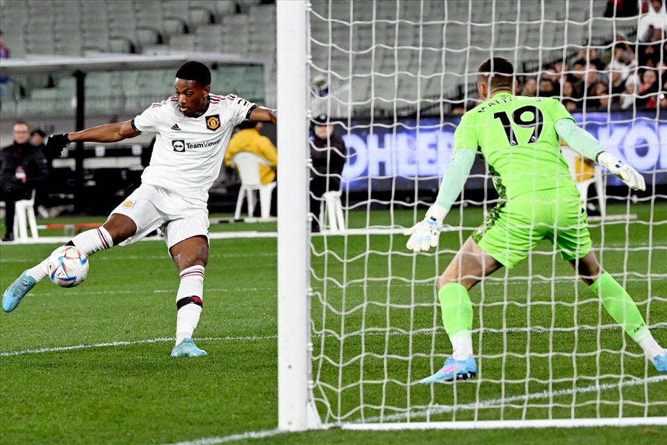 Liệu Martial có thể phá vỡ lời nguyền tiền đạo của Man United?