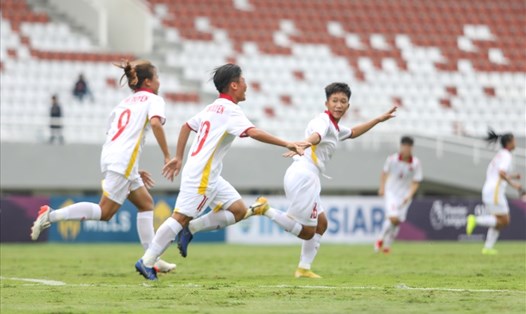 U18 nữ Việt Nam chính thức góp mặt tại bán kết giải vô địch U18 nữ Đông Nam Á 2022. Ảnh: AFF