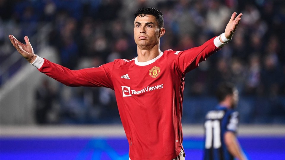 "Ronaldo đi hay ở không ảnh hưởng tới Man United"