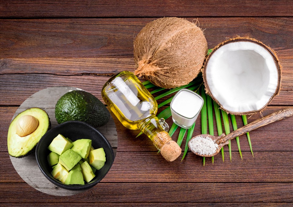 Gợi ý 3 cách làm mặt nạ dưỡng tóc bằng dầu dừa tại nhà