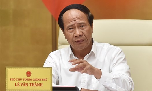 Phó Thủ tướng Chính phủ Lê Văn Thành phát biểu tại cuộc họp. Ảnh: Đức Tuân