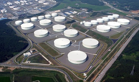 Nhiều khả năng Tổ chức các nước xuất khẩu dầu mỏ và đồng minh (OPEC+) sẽ giữ nguyên sản lượng cho tháng 9. Ảnh: Reuters.