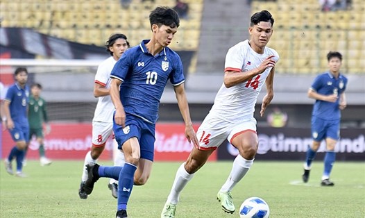 U19 Phiippines (áo trắng) sẽ mang đến nhiều thách thức cho U19 Việt Nam. Ảnh: Siam Sports