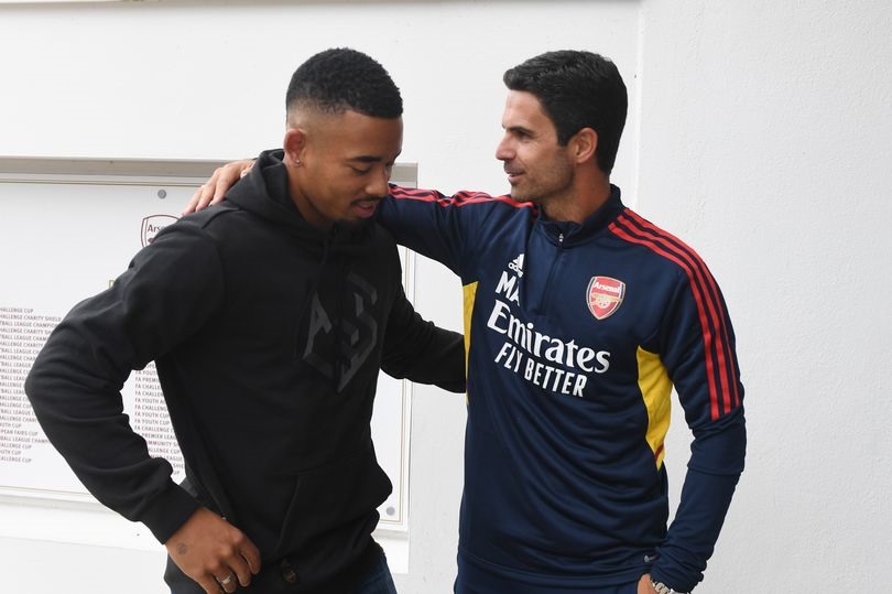 Gabriel Jesus là lựa chọn thông minh của Arteta