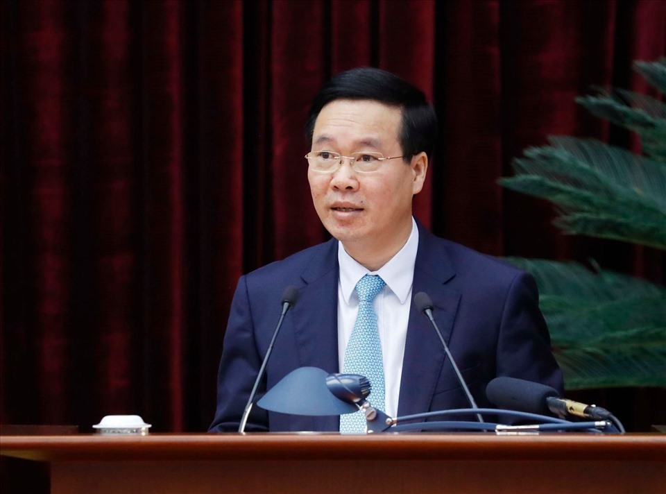 Thay mặt Bộ Chính trị, Thường trực Ban Bí thư Võ Văn Thưởng đã ký ban hành Chỉ thị số 14-CT/TW.