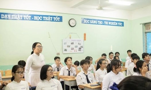 Học sinh lớp 12 Trường THPT Phú Nhuận trong giờ học. Ảnh: NVCC