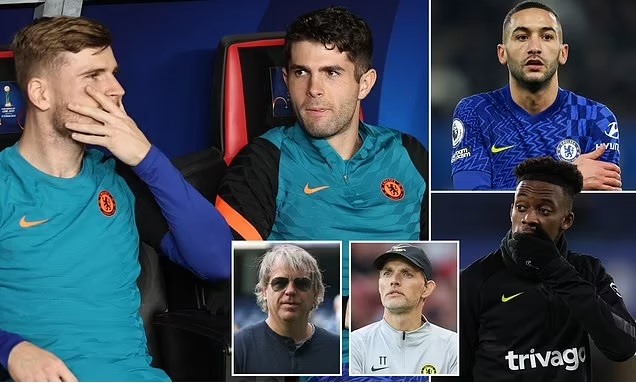 Chelsea sẵn sàng "bán máu" để làm lại từ đầu với Ronaldo và Sterling