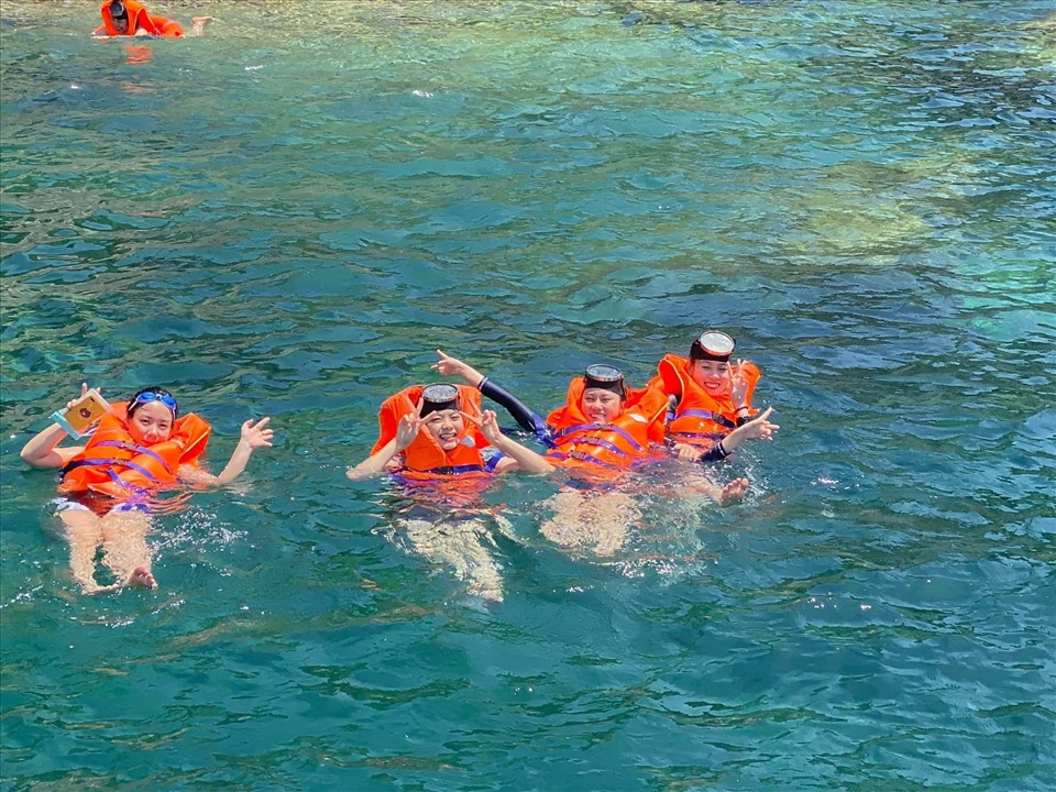 Du khách trở lại Cù Lao Chàm sau 2 năm bị ảnh hưởng bởi dịch bệnh