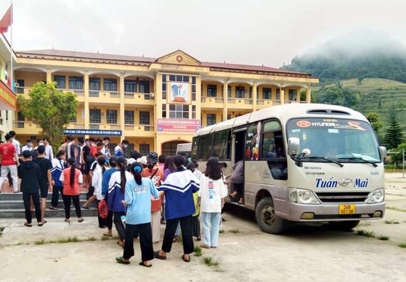 Trường THPT Lào Cai đón, lo chỗ ở cho thí sinh ở xa thi tốt nghiệp