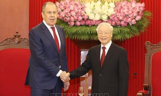 Tổng Bí thư Nguyễn Phú Trọng tiếp Bộ trưởng Ngoại giao Nga Sergei Lavrov. Ảnh: TTXVN