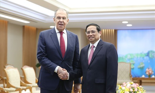 Thủ tướng Phạm Minh Chính tiếp Bộ trưởng Ngoại giao Nga Sergei Lavrov. Ảnh: Hải Nguyễn