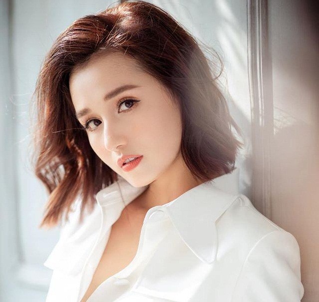 Nhịp Showbiz: Lã Thanh Huyền bị chê, Kiều Thanh xóa bài viết sau chỉ trích