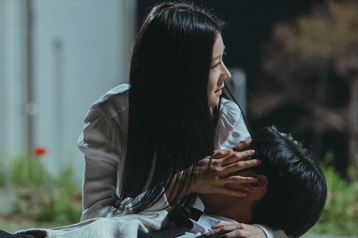 Phim 19+ “Eve” tập 12: Lee Sang Yeob hết lòng bảo vệ Seo Ye Ji