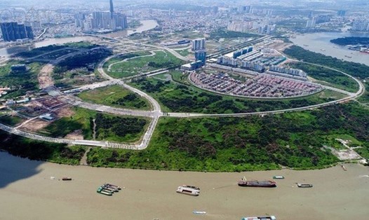Cuộc đấu giá đất Thủ Thiêm ghi nhận mức giá cao kỷ lục của thị trường bất động sản ở Việt Nam. Ảnh: LĐO
