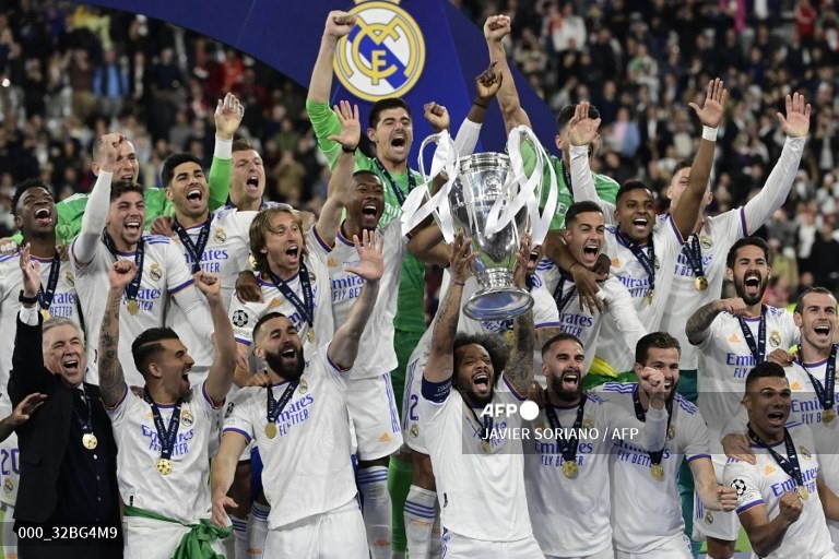 Real Madrid đủ lực hướng tới cú ăn 6 vĩ đại?