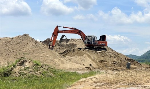 Một điểm khai thác cát trên địa bàn tỉnh Đắk Lắk. Ảnh: Phan Tuấn