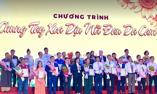 Chương trình “Chung tay xoa dịu nỗi đau da cam” - vừa tổ chức tại Đà Nẵng tối qua - 9.8.