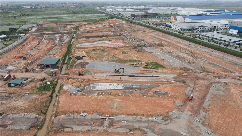 Bất động sản công nghiệp đang thu hút nhà đầu tư. Ảnh Cao Nguyên.