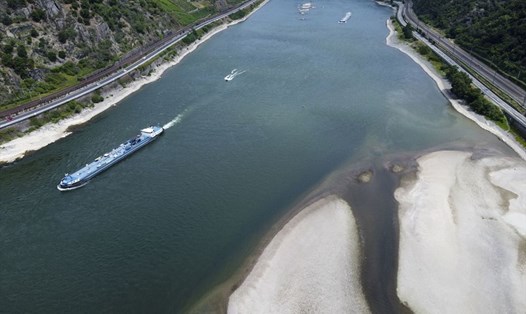 Sông Rhine ở Đức là một tuyến đường thủy quan trọng của Châu Âu. Ảnh: Alex Kraus