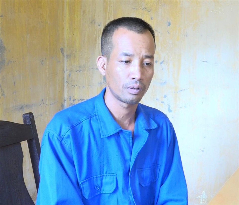 Đối tượng Phan Văn Huân tại cơ quan công an. Ảnh: CA Hải Dương