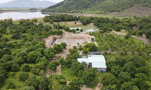 Huyện Diên Khánh yêu cầu làm rõ thông tin Báo Lao Động nêu về việc xâm hại lòng hồ thủy lợi.
