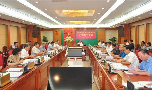 Uỷ viên Bộ Chính trị, Bí thư Trung ương Đảng, Chủ nhiệm Uỷ ban Kiểm tra Trung ương Trần Cẩm Tú chủ trì phiên họp.