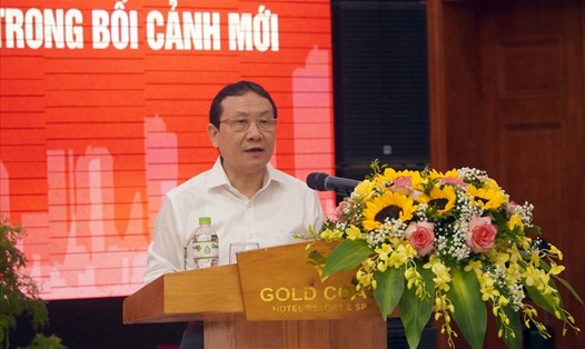 Đồng chí Nguyễn Hồng Sơn, Phó Trưởng Ban Kinh tế Trung ương, Phó Trưởng Ban Thường trực Ban Chỉ đạo phát biểu tại toạ đàm.