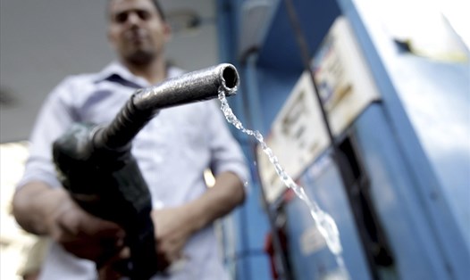 Giá dầu quay đầu "hạ nhiệt". Ảnh: Reuters.