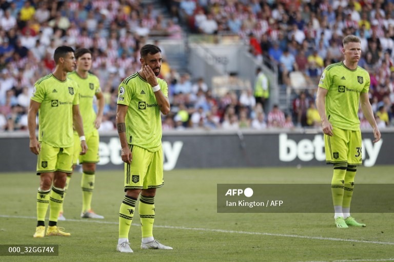 Man United thua đậm Brentford