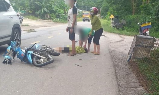 Hiện trường vụ tai nạn giao thông ở huyện Kim Bôi tỉnh Hòa Bình khiến 1 người chết, 2 người bị thương. Ảnh: CTV.
