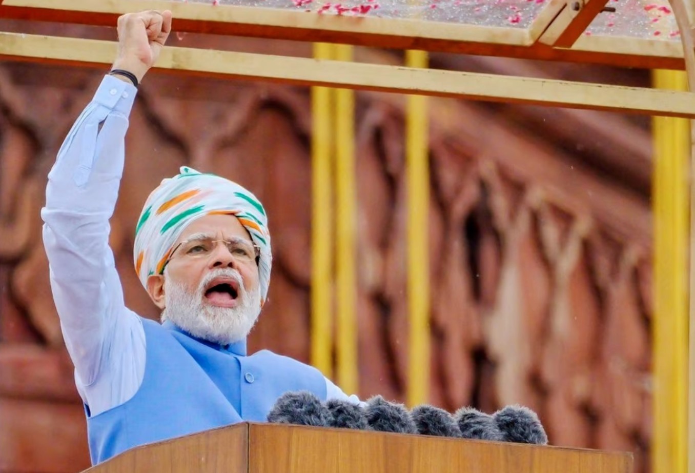 Thủ tướng Ấn Độ Narendra Modi phát biểu nhân 75 năm Quốc khánh Ấn Độ, ngày 15.8.2022. Ảnh: AFP