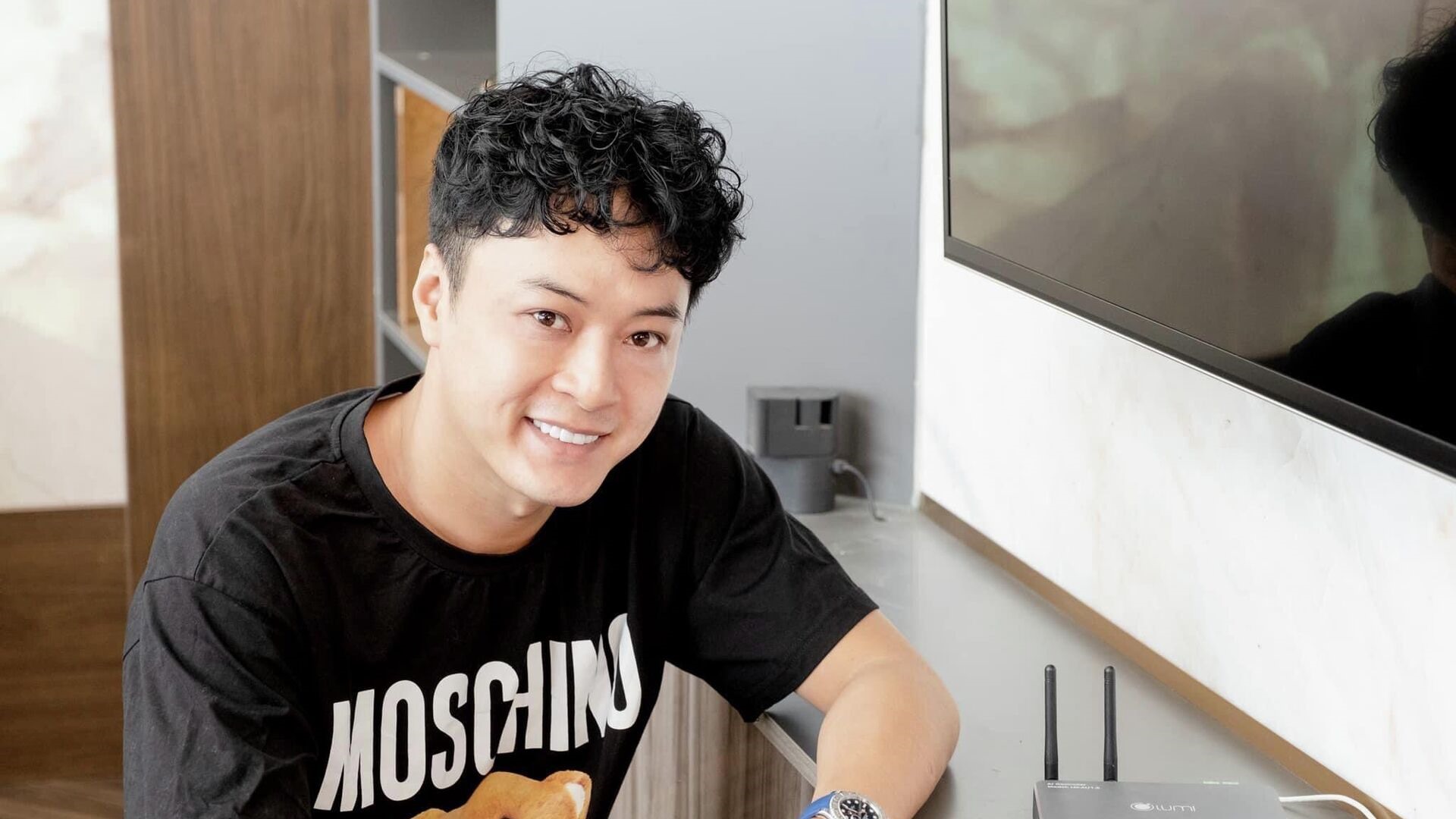 Hồng Đăng vẫn chưa đến trình diện Nhà hát Kịch Hà Nội. Ảnh: ST.