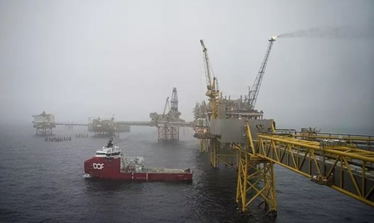 Mỏ dầu Ekofisk của Na Uy  ở Biển Bắc. Ảnh chụp màn hình