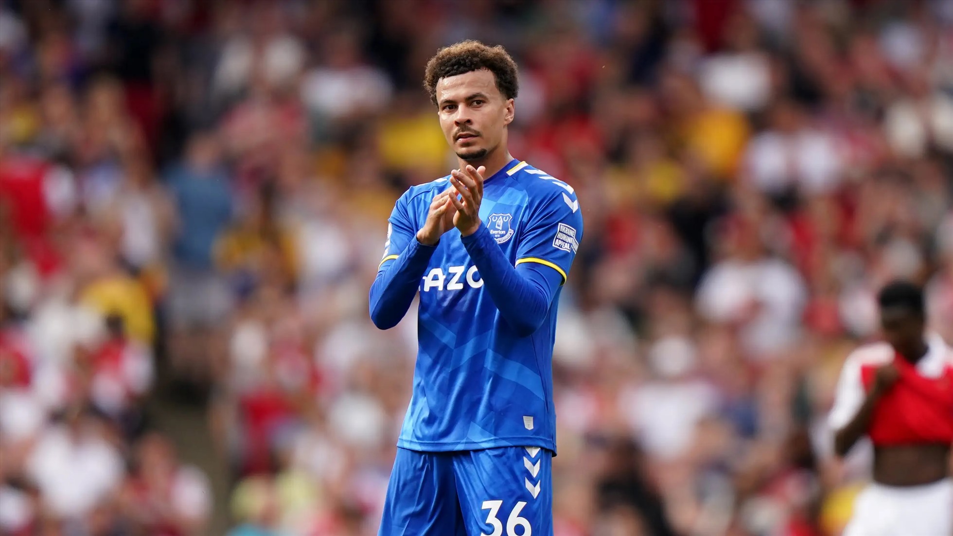 Dele Alli đang trôi dạt từ chính sự so sánh khập khiễng với Maradona