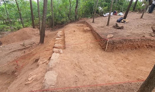 Sở VHTT tỉnh Thừa Thiên Huế kiến nghị tiếp tục khai quật khảo cổ học di tích núi Bân. Ảnh: PTH