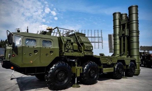 Tên lửa S-400 của Nga. Ảnh: AFP
