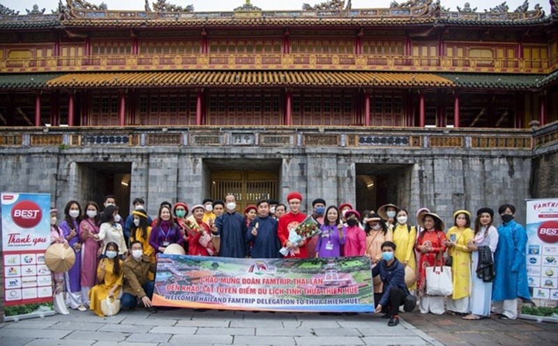 Đoàn famtrip, presstrip Thái Lan đã khảo sát tại Hoàng cung Huế vào tháng 4.2022.