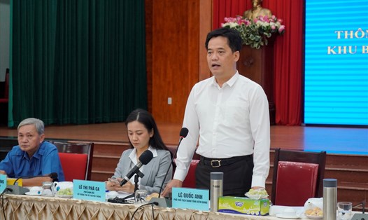 Ông Lê Quốc Anh - Phó Chủ tịch UBND tỉnh Kiên Giang khẳng định tỉnh kiên quyết sẽ xử lý triệt để các vi phạm lấn chiếm rừng, khu bảo tồn biển ở Phú Quốc. Ảnh: N.A