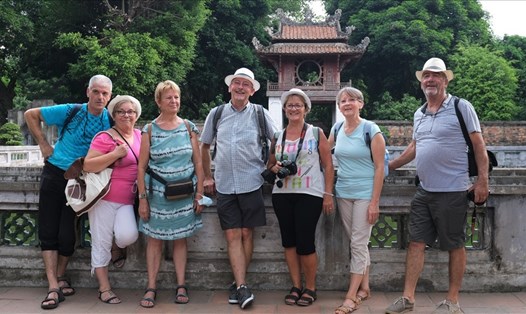 Nhiệm vụ trọng tâm trong tháng 9, du lịch Hà Nội sẽ tích cực quảng bá, giới thiệu điểm đến với du khách quốc tế. Ảnh: LĐ