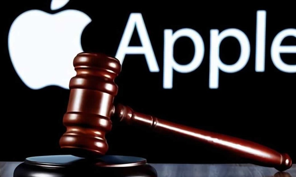 Apple bị kiện tập thể vì tính phí quá cao