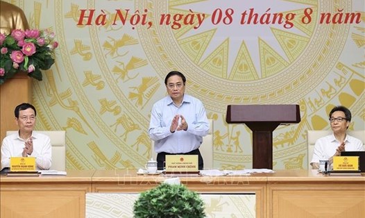 Thủ tướng Phạm Minh Chính chủ trì phiên họp, sáng 8.8. Ảnh: Dương Giang/TTXVN