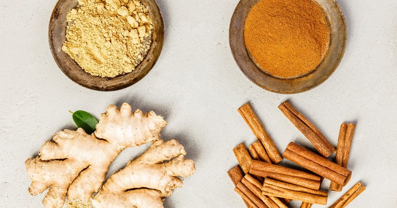 Hướng dẫn pha trà gừng quế để giảm cân